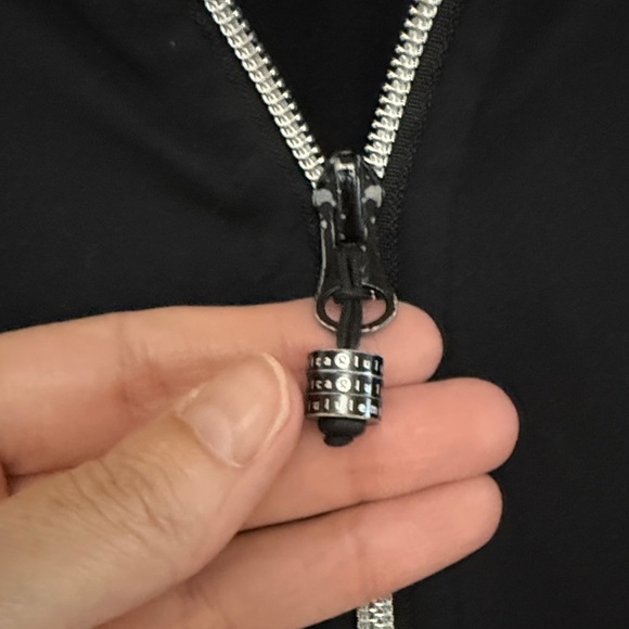 lululemon athletica Midnight Black Utility Jacket - Picture 2 of 6